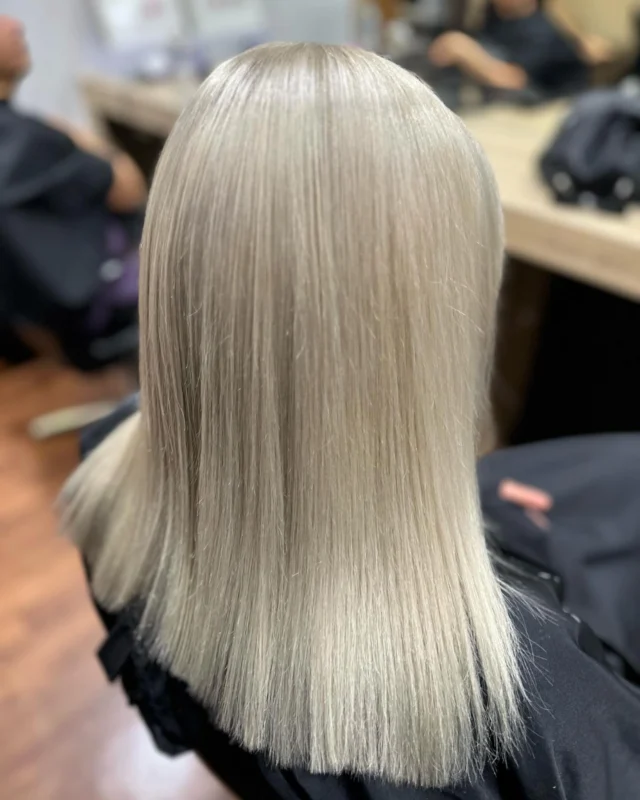Huge transformation on this client 
Scalp bleach and toner